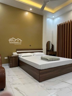 gấp bán nhà siêu hiếm giảm liền chỉ 13.7 tỷ phố đại la 50m 6 tầng mặt tiền quyền lực 5.2m hai bà t