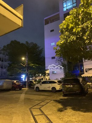 trương định quận 3, đường xe hơi rộng 6m, dt 70m2 xây 5 tấm, ngang 4.2m, kinh doanh, chỉ 18.7 tỷ