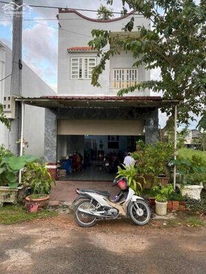 BÁN NHÀ 1 TRỆT 2 LẦU CÓ 8 PHÒNG NGỦ 8WC, ĐỐI DIỆN KHU CÔNG NGHIỆP HÒA PHÚ VĨNH LONG