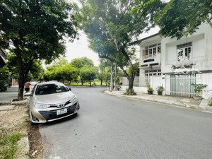 bán 2 căn liền kề 3 tầng xây kiên cố khu xen ghép qh nam vĩ dạ - tp huế