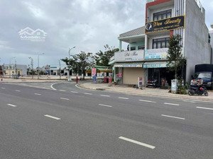 chính chủ 1 lô 80m2 trong tđc lộc an - bình sơn, đối diện trường, không lỗi phong thủy
