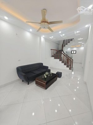 bán nhà 2,5 tầng 52m2 xây mới tại thôn 3 vạn phúc, thanh trì, ô tô đỗ cửa giá 1,9 tỷ