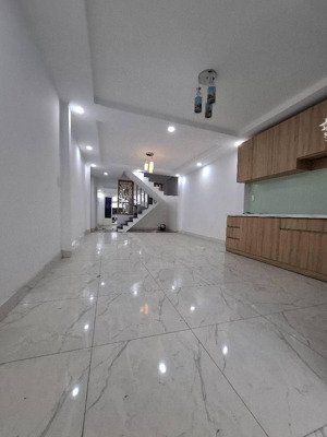 bán nhà mặt tiền quận 8, gần phú định, 4x23m, 2 tầng, giá 8.x tỷ