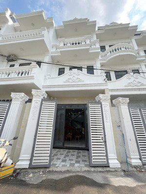 nhà riêng tại đường nguyễn văn tỏ, phường long bình tân, biên hòa đã hoàn công ~200m2, 3 tầng