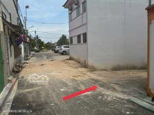 bán 94m2 đất mt = hậu 5m đường thông ô tô vào tại vĩnh thanh ( vĩnh ngọc đông anh cũ ) 13,xx tỷ