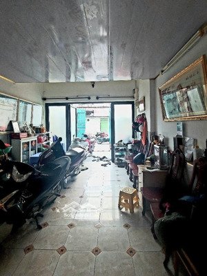 bán nhà riêng tại nguyễn thị thập, 7,5 tỷ, 75 m2, 4pn + 3wc + bếp, nhiều tiện ích