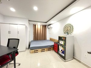 phòng đầy đủ nội thất trong khu pegasuite giá chỉ 3tr