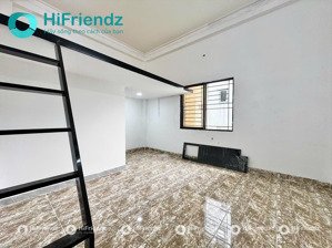 phòng có gác cực rộng ngay cầu thị nghè & đh thuỷ lợi, quận 1 & 3