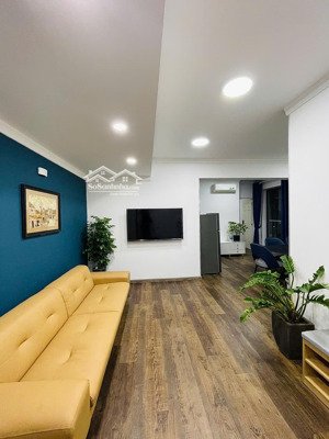 bán căn hộ hưng vượng 3. căn góc view 2 mặt tiền - full nội thất. dt: 96m2(3pn + 2wc). giá: 5,48 tỷ