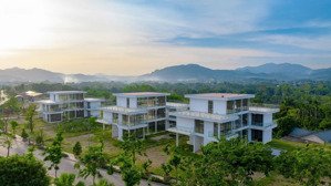 chính chủ cần bán gấp lô biệt thự vip nhất dự án.view suối,thiết kế đẳng cấp