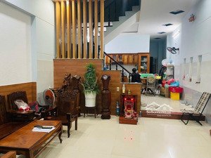 bán nhà mặt tiền đường 12 trường thọ, 2 tầng 105m2 thổ cư ngang 5m vuông vức, ko lộ giới