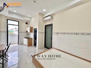 ban công - cửa sổ giá siêu ưu đãi ngay khu vực âu cơ gần etown cộng hoà