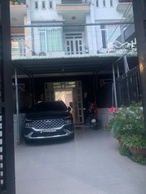 còn duy nhất 1, nhà 3t, 98m2, hxh thông, đông hoà dĩ an, 4x tỷ