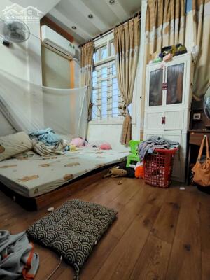 Bán nhà Thái Hà gần phố ở ngay dân xây khung cột chắc chắn 31m 5 tầng đầy đủ công năng giá 8.2 tỷ ( có TL ) .