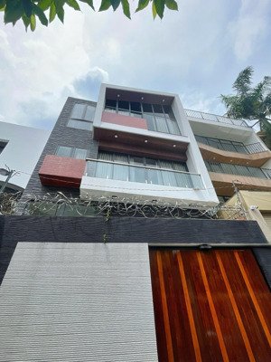 cho thuê nhà hẻm xe hơi vị trí đẹp trung tâm phú nhuận