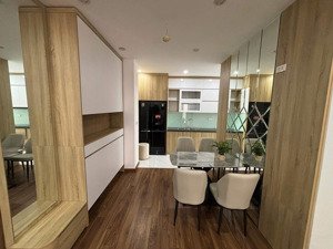 bán nhanh căn 3pn 96m2 tạigardenia mỹ đình
full đồ đẹp, sổ đỏ sẵn chỉ 9,99 tỷ . lh : 0974.999.8**