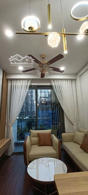chính chủ cần bán căn hộ 1+1 toà m2 phân khu cao cấp masteri waterfront giá chỉ 3.33 tỷ