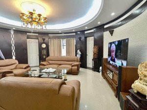 chủ nhà cần bán gấp căn hộ sudico mỹ đình. 60m2, 2 pn. lh: 