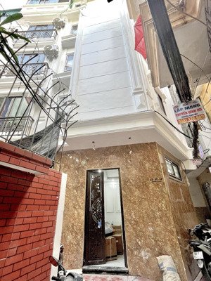 trung tâm đống đa - nhà mới ở luôn siêu hot 32m2 - 8,6 tỷ