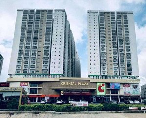 chính chủ gui bán chcc oriental plaza, tân phú. dt 85m2 2 phòng ngủ 2wc. giá tốt lh:0779072306