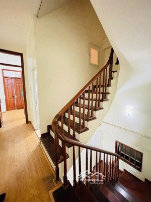 bán nhà phố nam dư 38m 5tầng ô tô tránh, vào nhà, full nội thất, an sinh tuyệt vời giá chỉ 6.95 tỷ