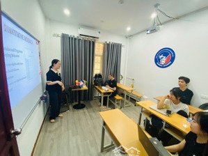 bán nhà hoàng cầu 50m, mặt tiền 7m, nhỉnh 17 tỷ