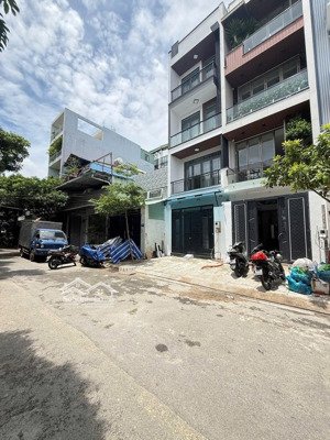 hàng hiếm 2 mặt tiền đường trước sau đường bác ái, tân thành, tân phú vị trí đẹp sầm uất