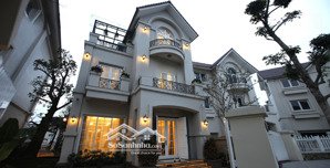 cho thuê biệt thự vinhomes riverside 35 triệu/th, 220m2, 3pn, 3wc