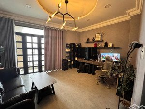 bán nhà vị trí khu siêu phẩm 5 tầng nguyễn văn trỗi