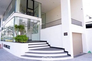 độc quyền bán siêu phẩm tòa văn phòng & căn hộ nam việt á, view trực diện pháo hoa