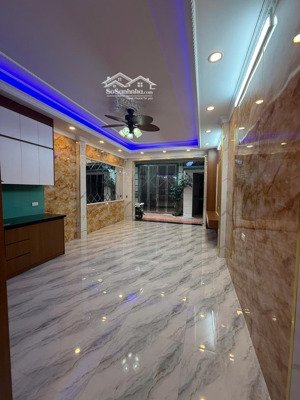 bán nhà phố xã đàn 38m 5 tầng ngõ nông. sát vành đai 1. an sinh đỉnh. khu phân lô quân đôi