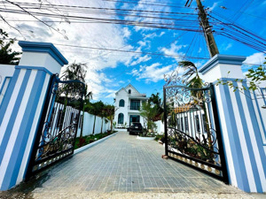 biệt thự vườn full nội thất mặt tiền quốc lộ 20, di linh, lâm đồng tiện mua nghỉ dưỡng (600m2) 6,9t
