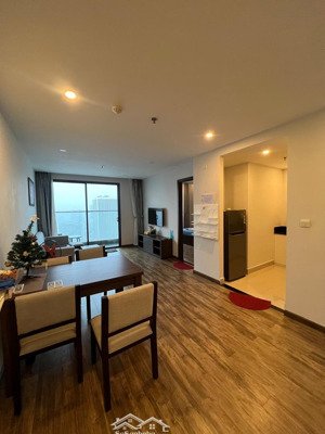 chính chủ bán căn 2 pn diện tích rộng ban công dài - pháp lý vĩnh viễn. view biển