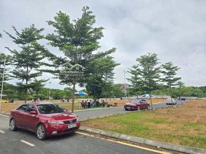 siêu phẩm đất vàng trung tâm sơn tây chỉ 2 tỷ! diện tích: 62m2 vuông vắn, vị trí đắc địa