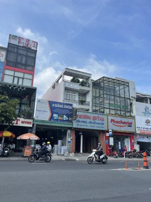 hàng hiếm mt lê đức thọ p17, dt 4.1x30m 2 tầng đct 30tr/ tháng giá 15.5 tỷ