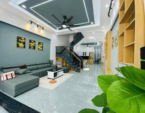 gấp phố tây sơn, nhà mới full nội thất ở ngay, ngõ thông gần phố, cách ô tô 39m, dt 44m2 * 5 tầng