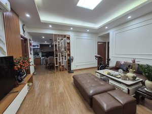 bán cc cao cấp tòa phố dương đình nghệ,yên hòa cầu giấy startower 131m2,3 ngủ,3 wc nhỉnh 13 tỷ