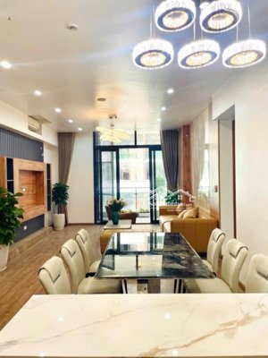 chính chủ cần bán gấp nhà phân lô vĩnh hưng 50,3m2, 2 mặt ngõ, ôtô tránh, 12 tỷ