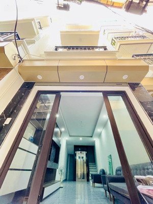 siêu phẩm! láng trung, thang máy, ngõ thông kinh doanh, dt 43m2 * 5t