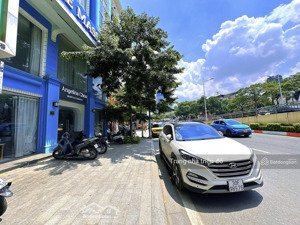 toà nhà vip nguyễn chí thanh mt siêu rộng 9.4m 84m² 8tầng vỉa hè rộng kinh doanh đỉnh 62 tỷ