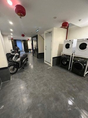 toà nhà ccmn ngọc khánh ba đình - dt 60m2 xây mới full đồ - dòng tiền 80tr/tháng - pccc đầy đủ