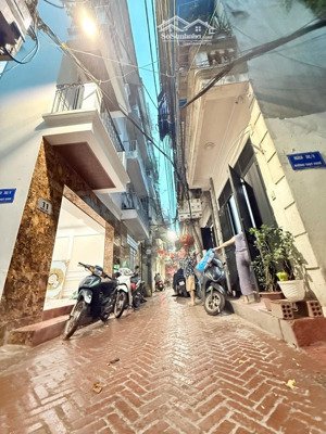 thụy khuê, 7 tầng, thang máy, 2 thoáng, nhỉnh 12 tỷ, 20m ra phố