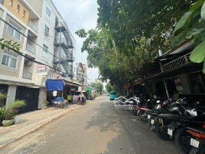 bán nhà cấp 4 tại trung tâm quận bình chánh, có 12 phòng trọ