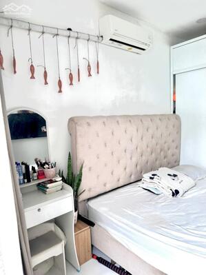 Cho thuê căn hộ ban công lớn ngay Tân Định giáp cầu Bông thuận tiện di chuyển các khu vực trung tâm quận 1