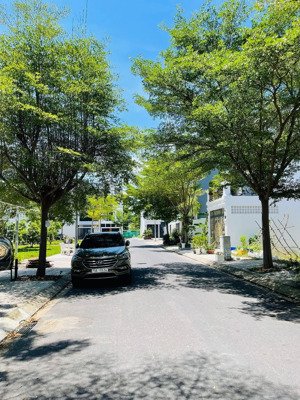 bán lô đất khu đô thị mỹ gia thái hưng gói 5 nha trang. đường thông hướng đông đối diện công viên