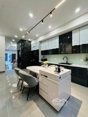 gấp bán nhà mặt tiền kd - ngang 5m - thang máy - khu đường số tân quy , p. bt, quận 7 - chỉ 16.x tỷ