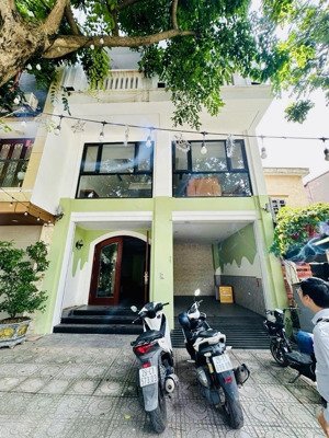 bán nhà việt hưng, long biên 100m2 5t 35 tỷ, mặt phố, vỉa hè, thang máy, kinh doanh