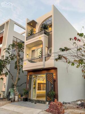 Cần bán 2 căn nhà mới 100% đang giai đoạn hoàn thiện Ngay trung tâm TP. Thủ Dầu Một, Bình Dương