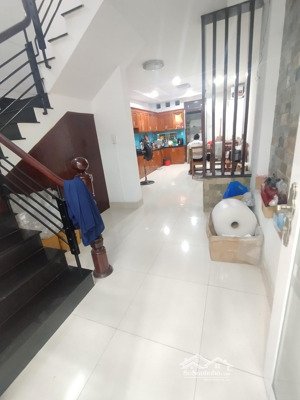 bán nhà 4 tầng kdc cao lỗ. phường 4. quận 8. cạnh tttm aeon mall