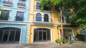 bán lỗ 7.3 tỷ căn bể bơi harbor bay hạ long